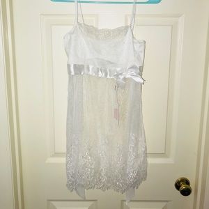 NWT White Babydoll w/ Matching Thong
